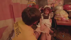 Anh xin lỗi, làm tình chị gái của em khoái hơn!