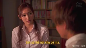 Diana và bạn trai quan hệ nhẹ nhàng vào buổi trưa